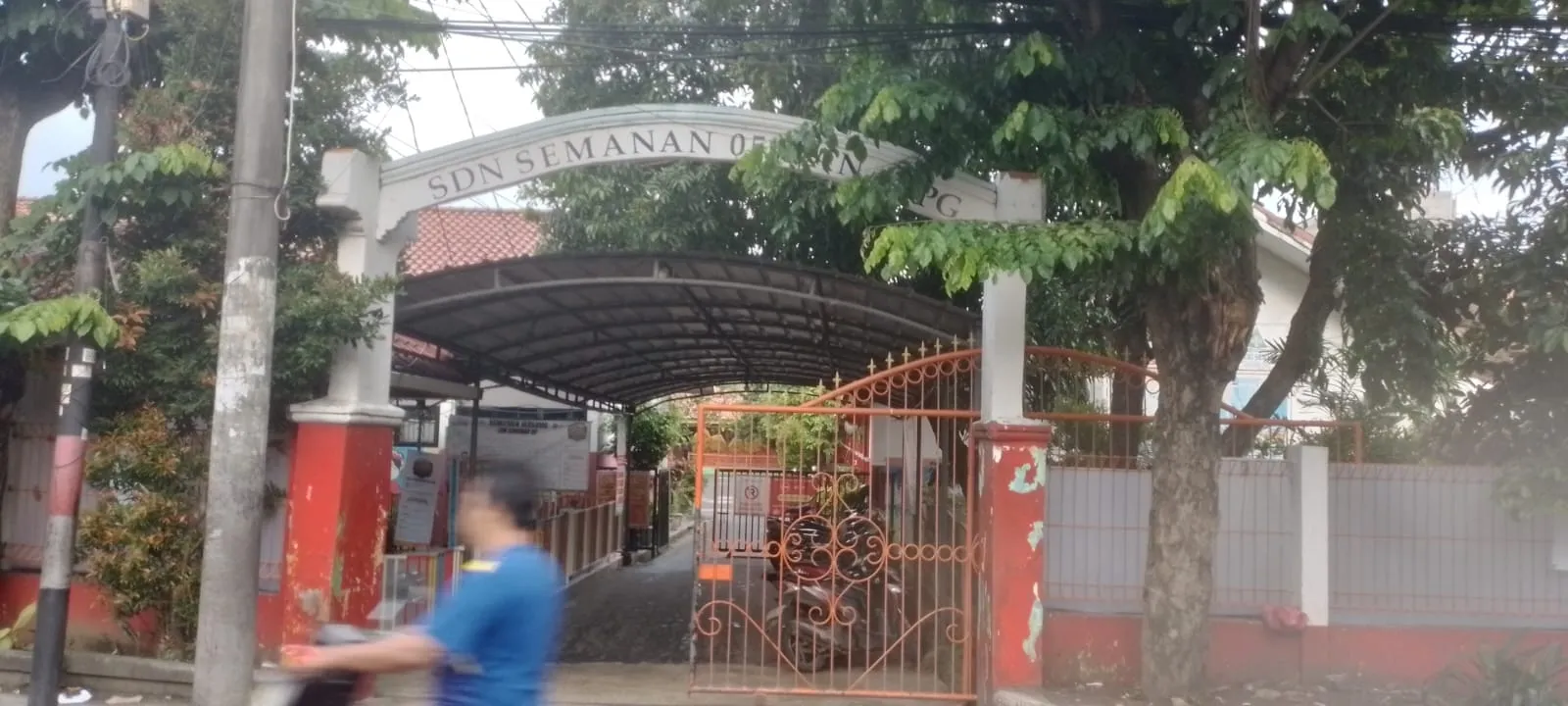 Layanan Publik